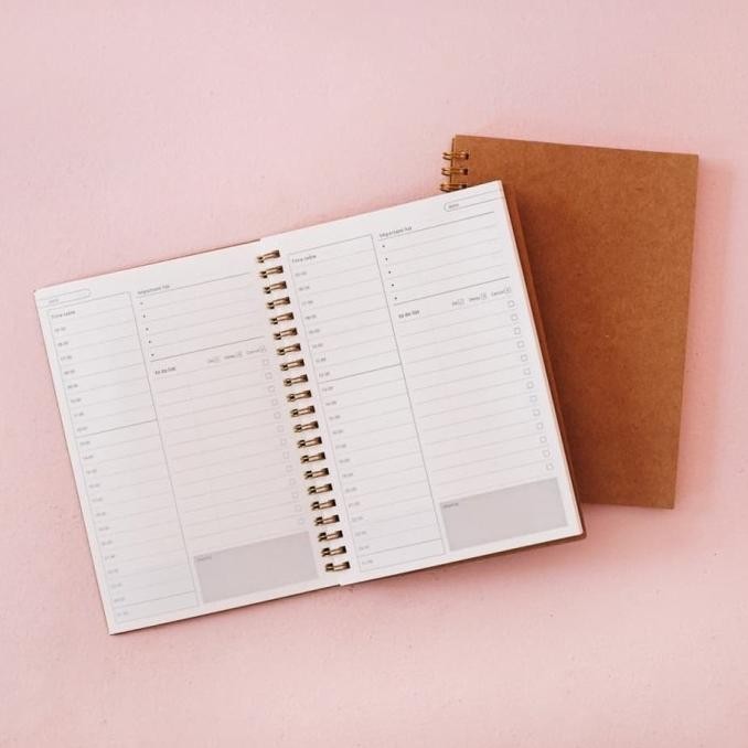 

Kraft Cover Spiral Daily Planner