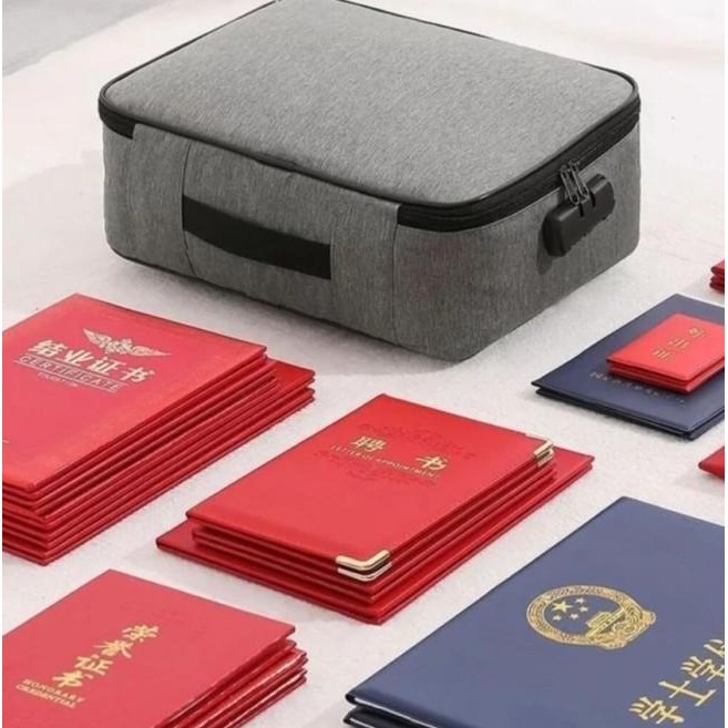 

I 3Y TAS DOKUMEN ANTI AIR STORAGE BOX FILE 3 DIGIT PASSWORD TRAVEL BAG