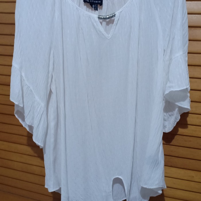 Baju Atasan Wanita Perempuan Warna Putih Size XL Blouse Blus