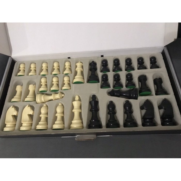 SET CATUR PLASTIK KUDA DGT - DGT CHESS PIECES - CATUR STANDAR NASIONAL