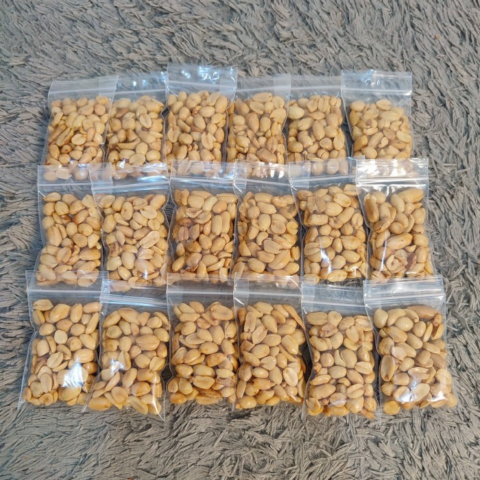 

GRATIS ONGKIR Kemasan Ekonomis Kacang Goreng Bawang