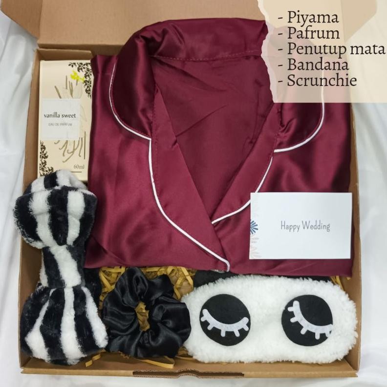 

DISKON! [KDW063] GIFT BOX PIYAMA / KADO CEWEK / WEDDING HAMPERS / KADO PACAR / GRADUATION / KADO IBU