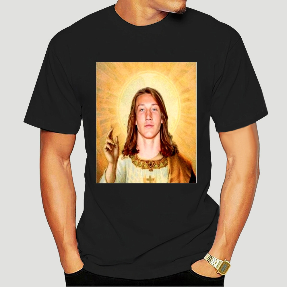 TREVOR LAWRENCE IS GOD CLEMSON TIGERS STAR QB OLDSKOOL KARYA SENI LANGKA Kaos Atasan Berkualitas Tin