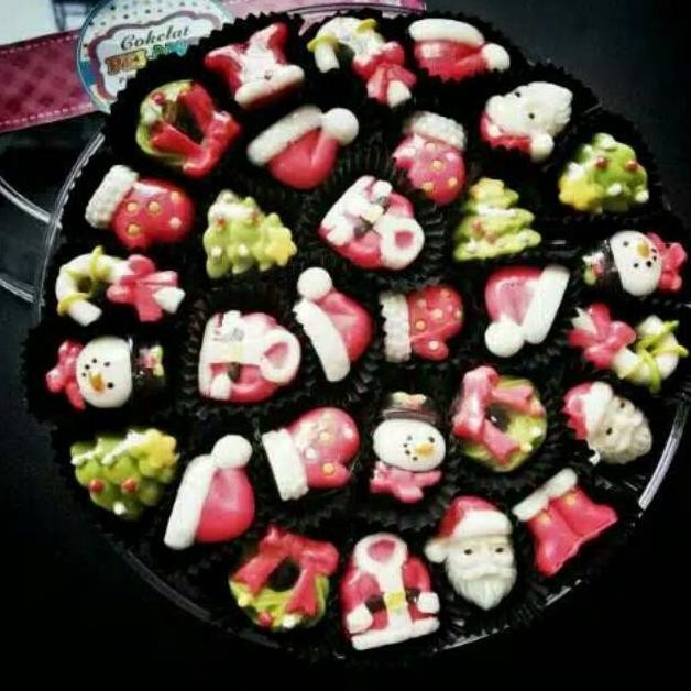

Beli 2 Lebih Murah Bestseller Coklat Karakter Natal Toples Bulat 500G Merry Xmas Untuk Kado Atau Sajian Tamu Original