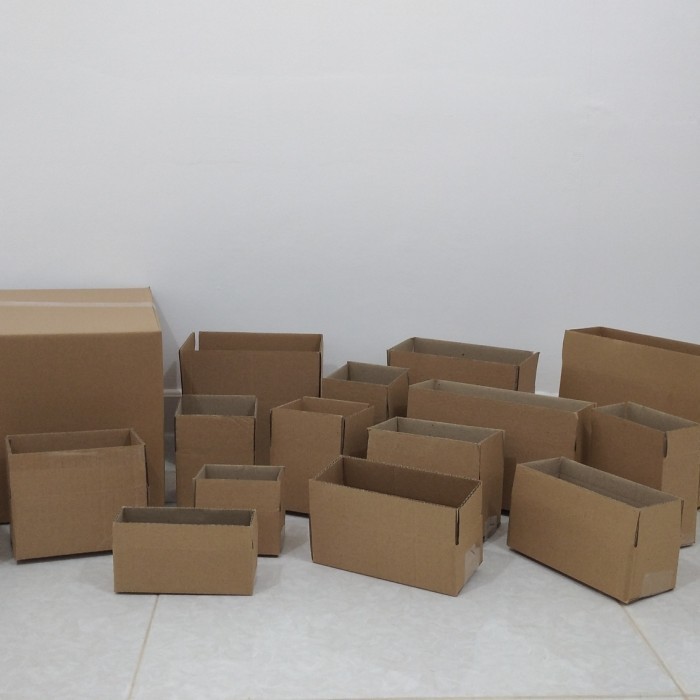 

KARDUS BOX CUSTOM POLOS UK 30x18x10 = 150 pcs