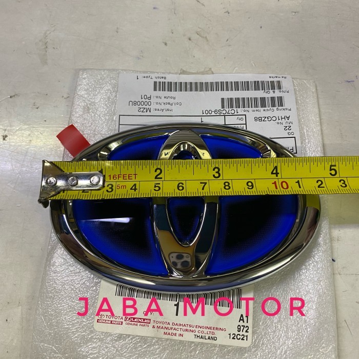 Emblem-Logo Belakang Toyota Biru
