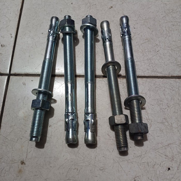 Baut Angkur/Dynabolt/Trubolt/Wedge Anchor M16 X 200Mm