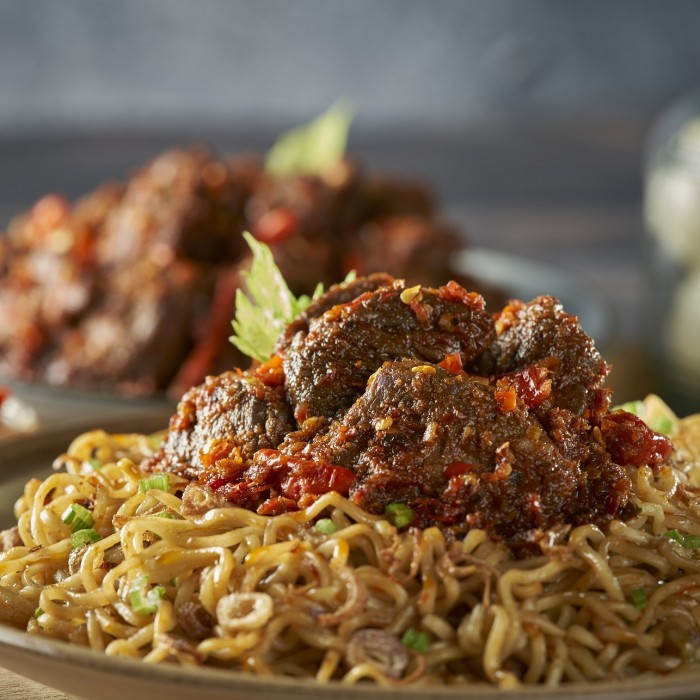 

Mercon Merah Putih - Set Trio Jerit Oseng Mercon Daging + Cu Jerit Sambal Mercon + Ceker Mercon
