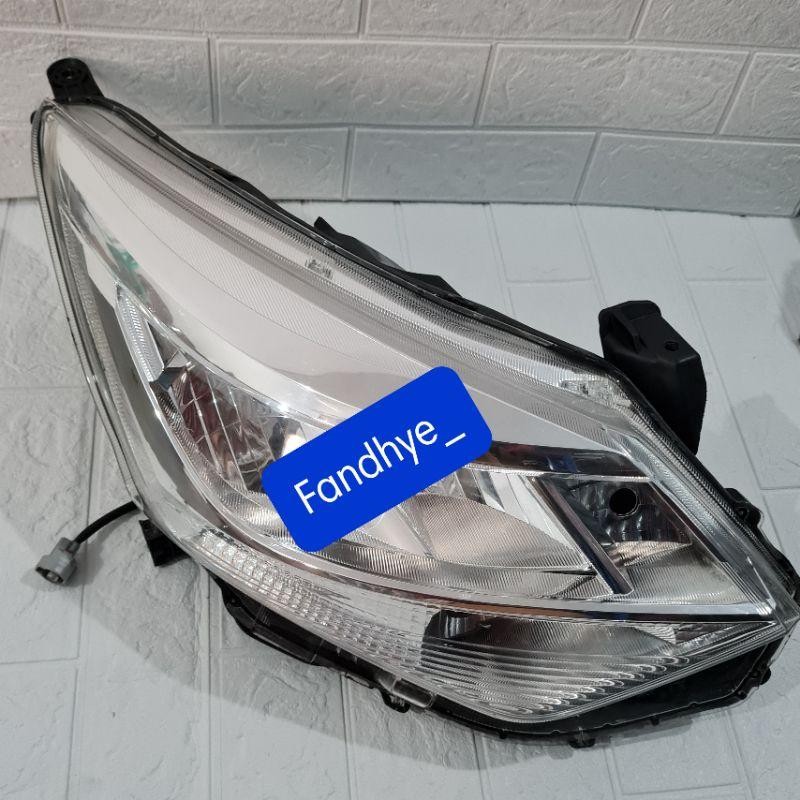 Headlamp Lampu Depan Daihatsu Sigra Led 2020 Original