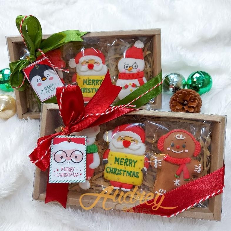 

CR - COOKIES/ KUE KERING/ KUKIS HIAS/ SOUVENIR/ HAMPERS GIFT NATAL/ CHRISTMAS TERLARIS