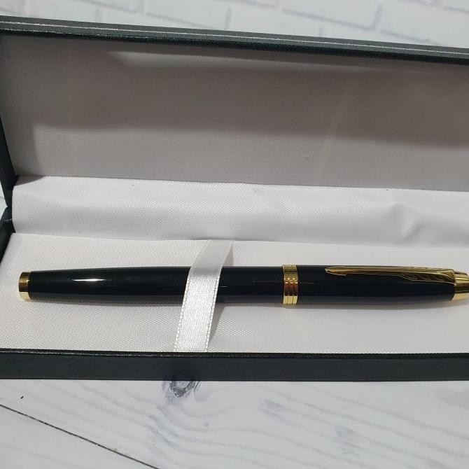 

Terlaris ! Pulpen Promosi Parker IM TW New LQ Black GT Rollerball Free Grafir