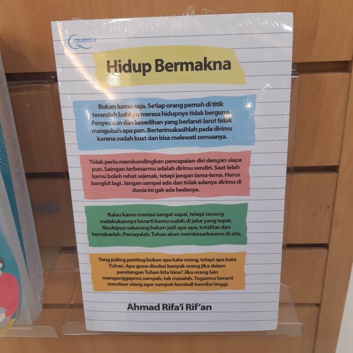 

Buku Hidup Bermakna By Ahmad Rifai Rifan