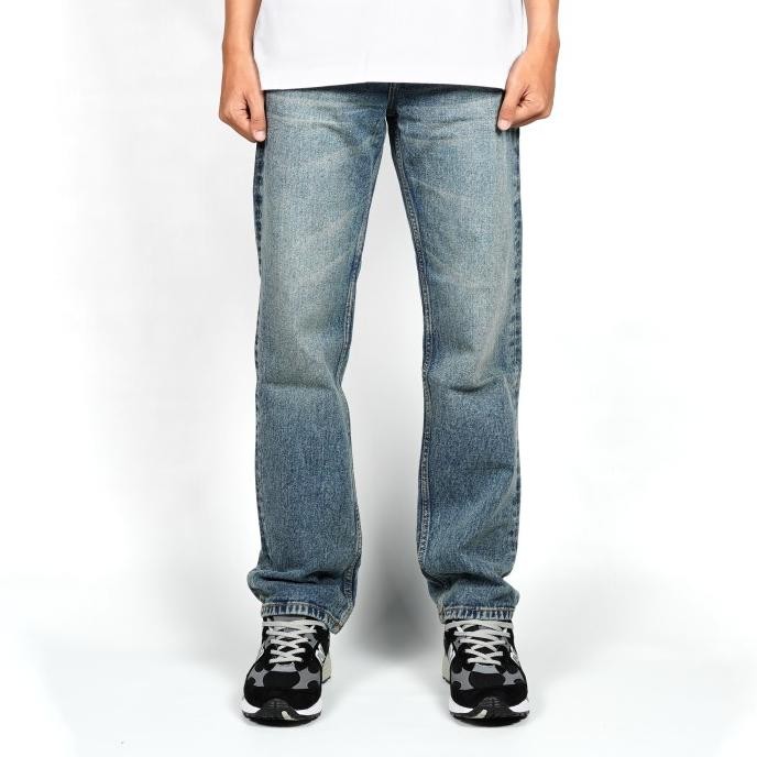 

BLUE- EASTWOOD DENIM PANTS REGULER BLUE BLEACH