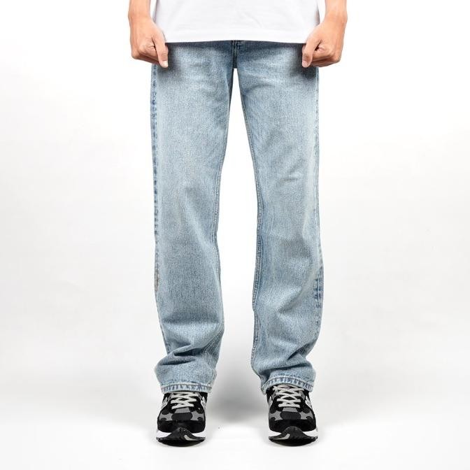 

BLUE- EASTWOOD DENIM PANTS REGULER SPRAY BLUE