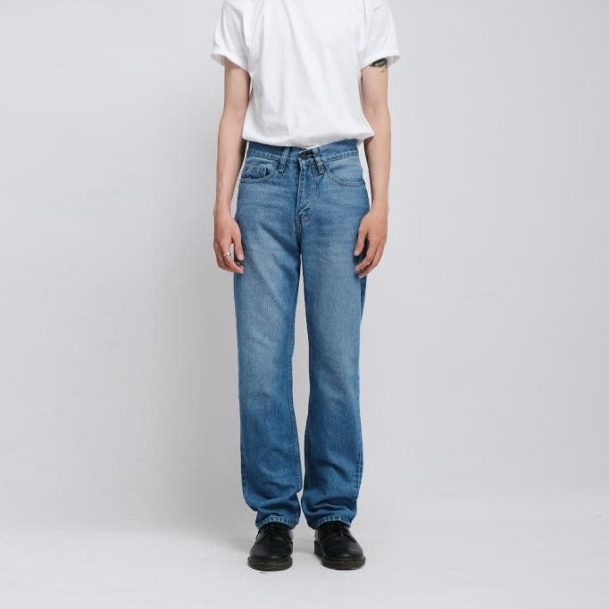 

BLUE- AMIGOS DE NIMES - MAIGRE MEDIUM BLUE - SLIM TAPERED JEANS