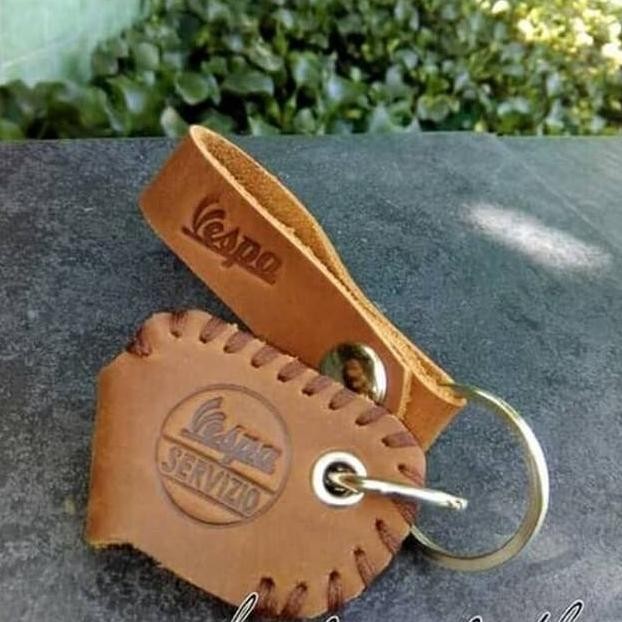 eme gantungan kunci cover kunci vespa gts primavera sprint vespa key cover
