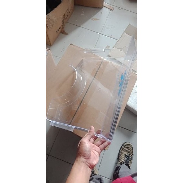 CHILLER ROOM RAK IKAN DAN DAGING KULKAS AQUA JAPAN AQR D270 AQR-D270