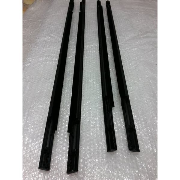 KARET PINTU PELIPIT KACA LURUS MITSUBISHI L300 DIESEL BENSIN