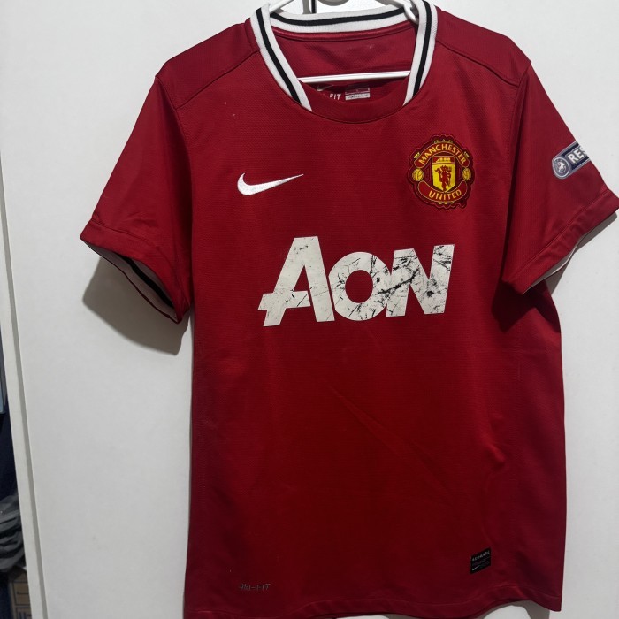 JERSEY MANCHESTER UNITED HOME 2011 SIZE SMALL