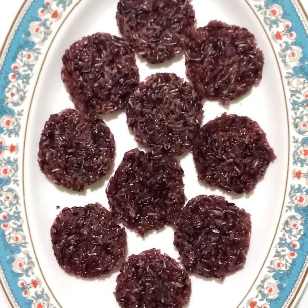 

Rengginang Ketan Hitam ,Mentah