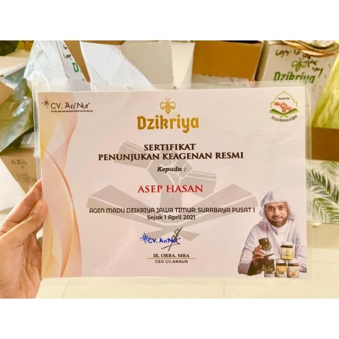 

Madu Dzikriya, Madu Kesehatan, Madu Pengobatan, Distributor Surabaya BIM