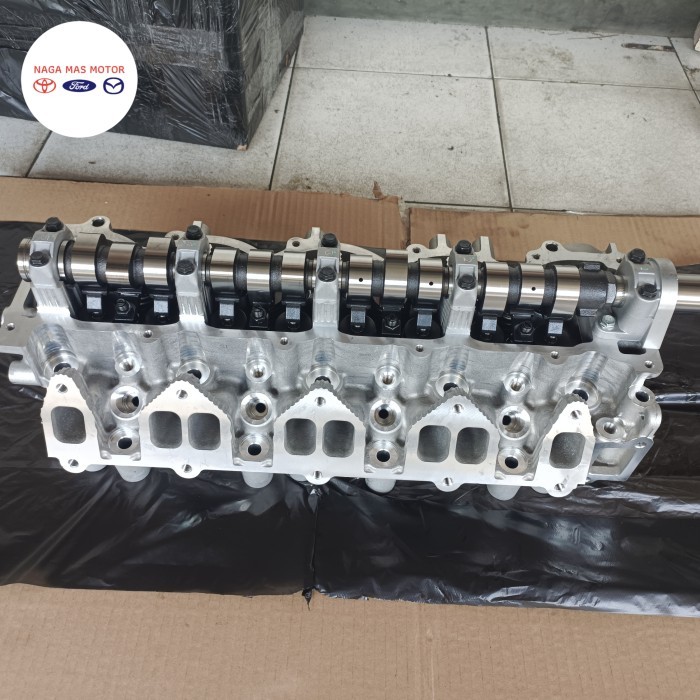 cylinder head WL W9 assy ford ranger ford everest TDI