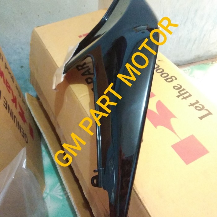 Cover Body Bodi Belakang Ninja 250R Ninja 250 Karbu Kanan Ori