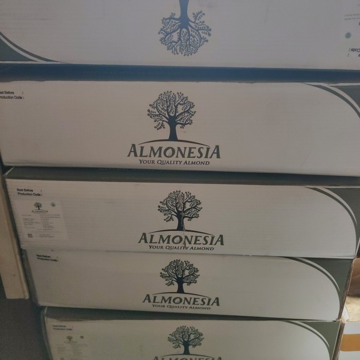 

kacang almond mentah Almonesia 1 karton 22.68kg