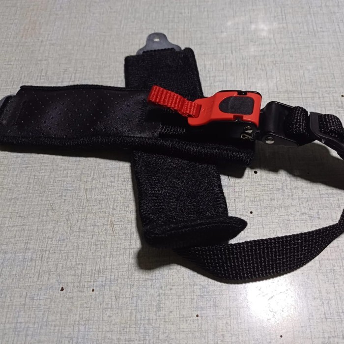 TALI GESPER HELM NHK