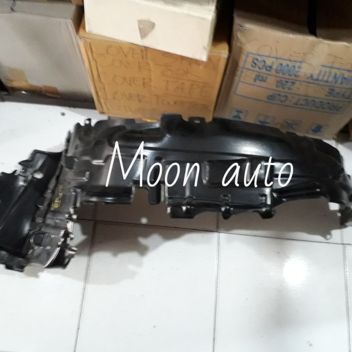 Liner Fender Grand Avanza Veloz Tahun 2015 1Buah