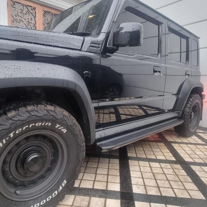 Footstep Suzuki Jimny 5Pintu