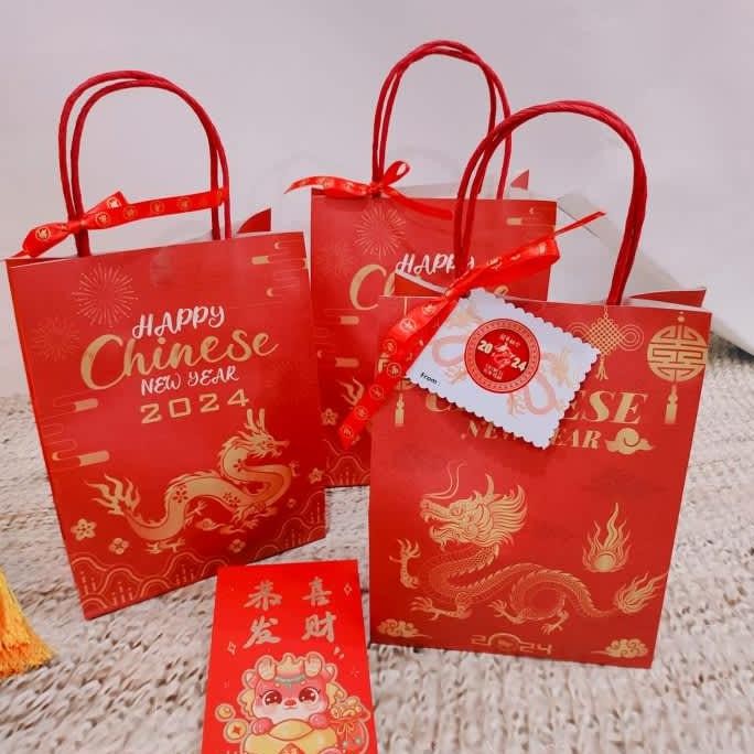 

CR - Hampers Imlek JINCAI GIFT Snack Cemilan CNY - Bingkisan Kado GB226 TERLARIS