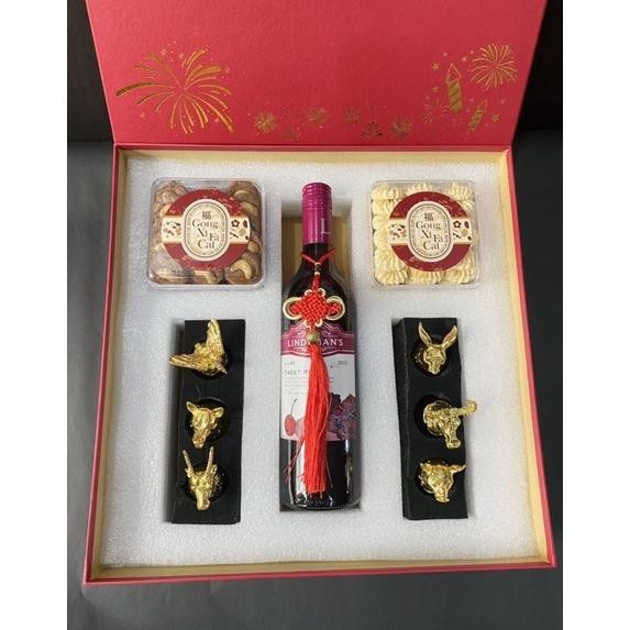 

CR - Parcel Imlek CNY sincia / hampers wine imlek / Lunar New Year / wine Hampers CNY TERLARIS