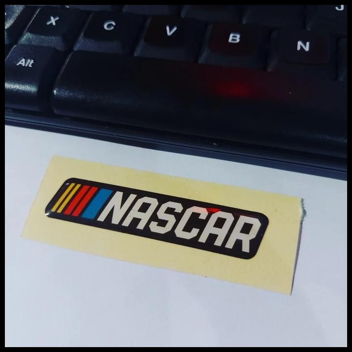 

BEST DEAL STICKER RESIN TIMBUL NASCAR STIKER LENTUR 3D LOGO KECIL SATUAN !!!!!!