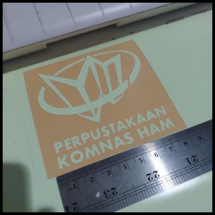 

GRATIS ONGKIR CUSTOM CUTTING STICKER PERPUSTAKAAN KOMNAS HAM BAHAN FOSFOR !!!!