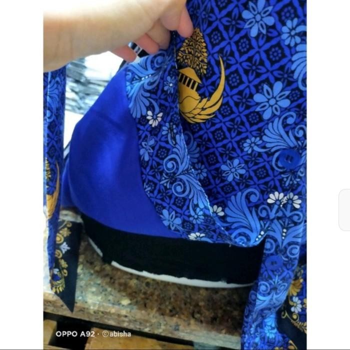 Korpri Wanita Pakai Puring