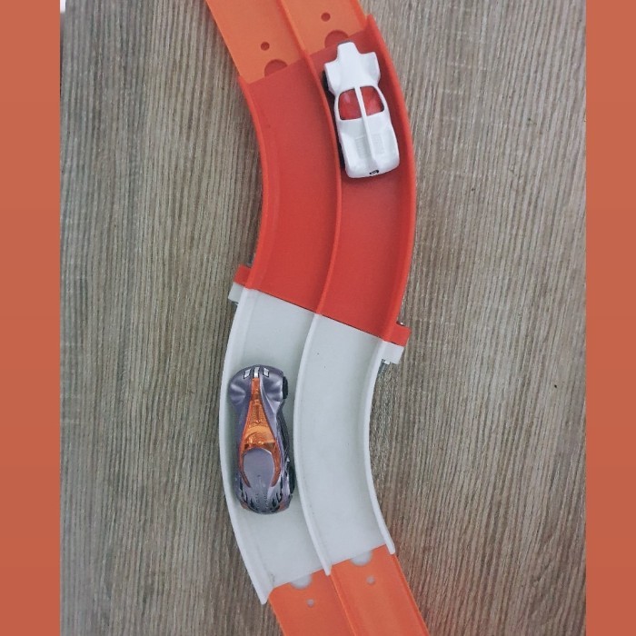 Hot Wheels Track S Turn by Trix Trax