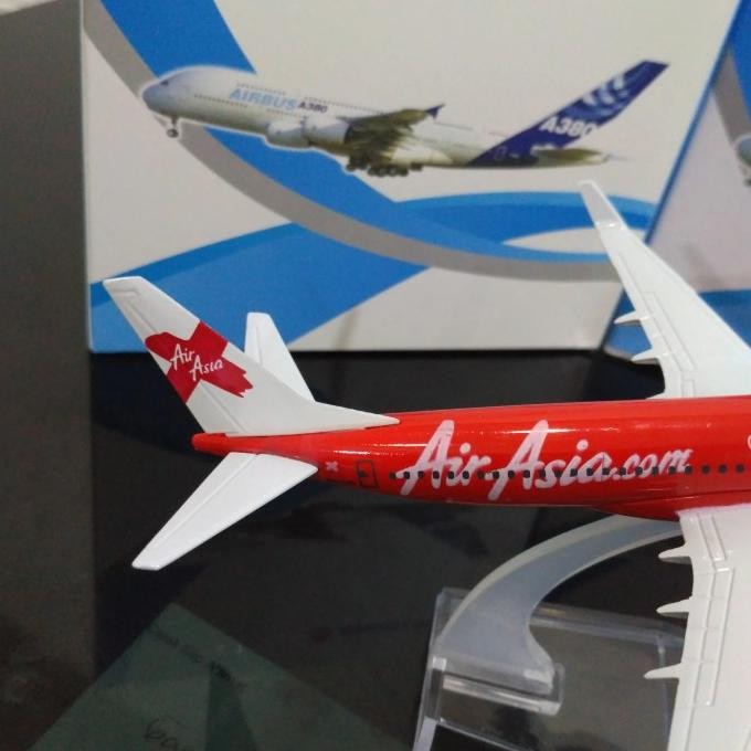 Miniatur Diecast / Die Cast Pesawat Terbang Air Asia Besi Murah Original Dan Terpercaya