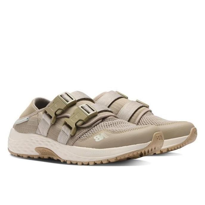 

TERSEDIA NEW BALANCE FRESH FOAM 700 UNISEX WALKING SHOES - BEIGE