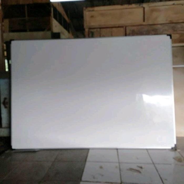 

Papan Tulis Whiteboard Gantung Ukuran 120X120