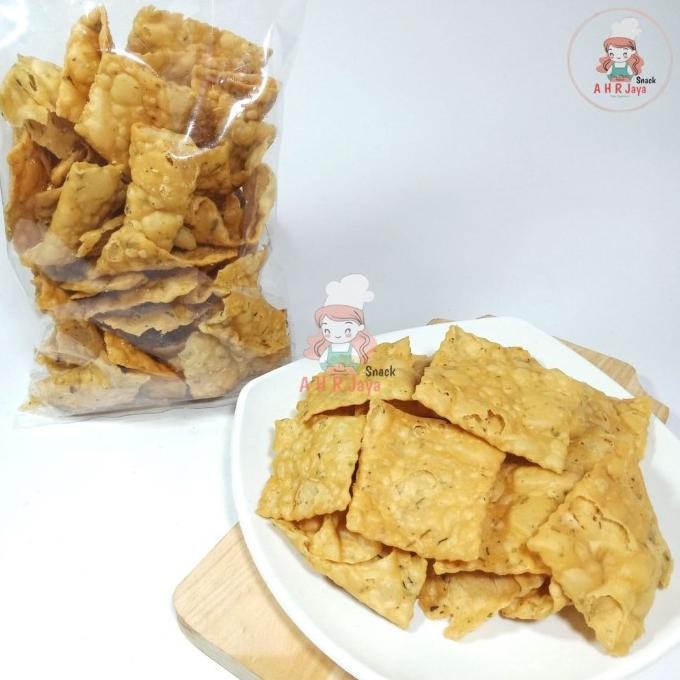 

TERBARU KERIPIK BAWANG 1 KG / KERIPIK PANGSIT / KERIPIK BAWANG !!!!!