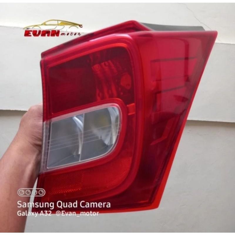 Stoplamp Lampu Belakang Honda Freed Tahun 2012-2014