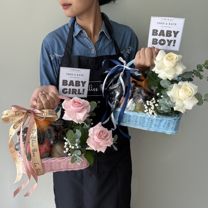 

Newborn Gift Fruit Flower Basket Parcel Buah by Le Bliss Box