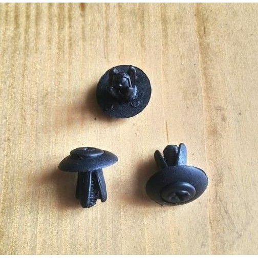 Kancing Klip Cengkeh Kecil Sedang Bumper Mobil Universal Yaris Vios Murah