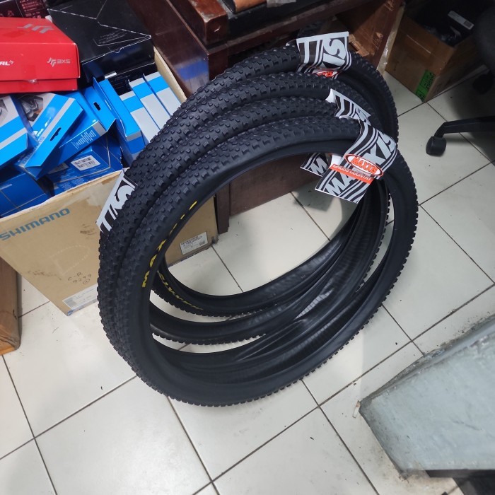 ban luar TIRE Maxxis 26 x 220 IKON wire 26 x 2.20