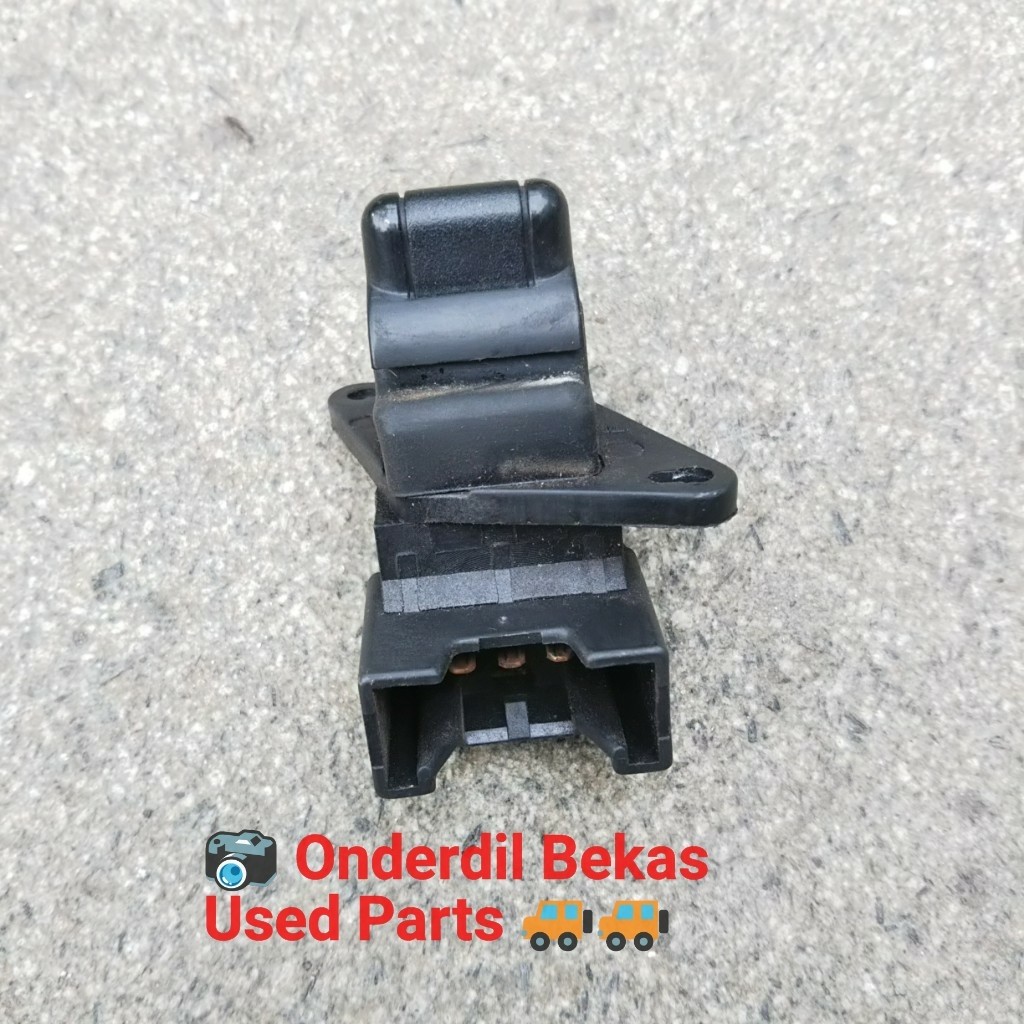saklar power window kanan Belakang RH Honda Accord Cielo sv4