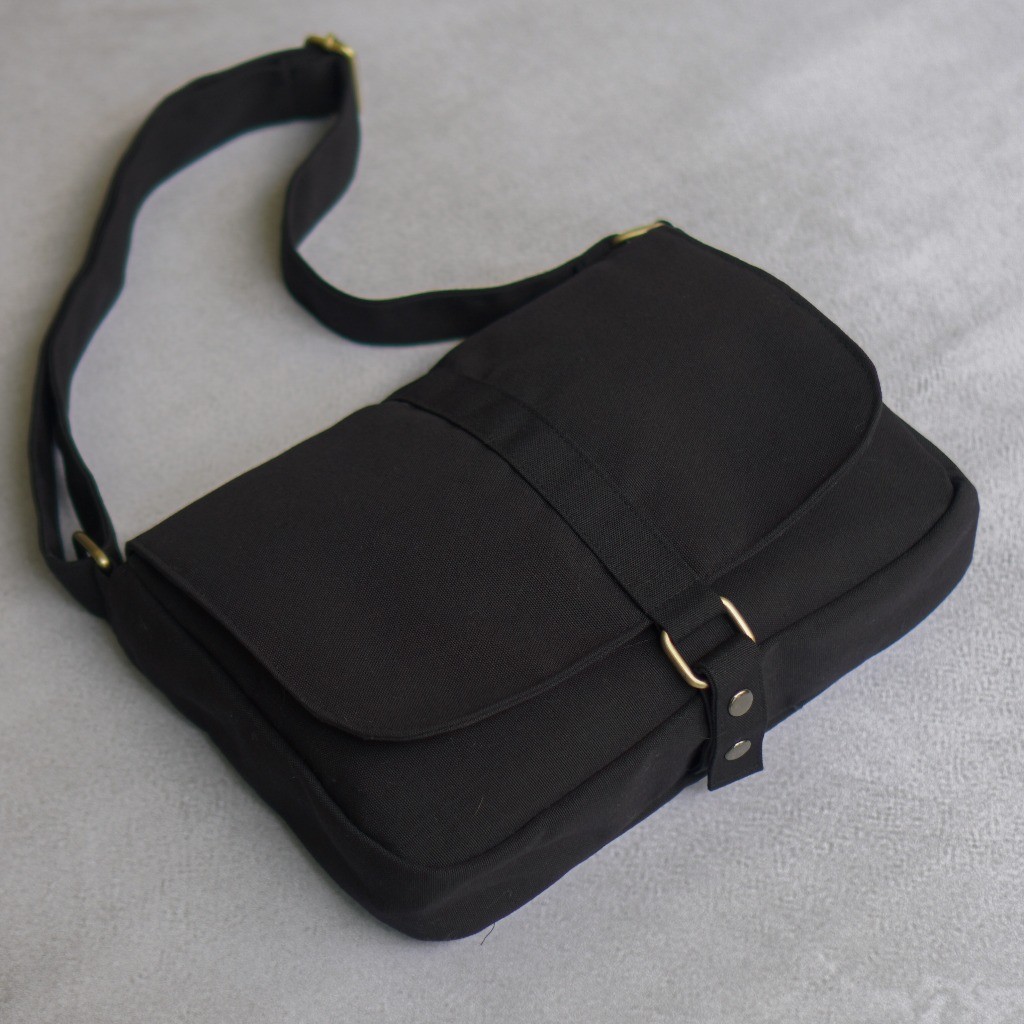 Terbaru Ranu - Thevan Vintage Canvas Sling Bag Black Tas Selempang Kanvas