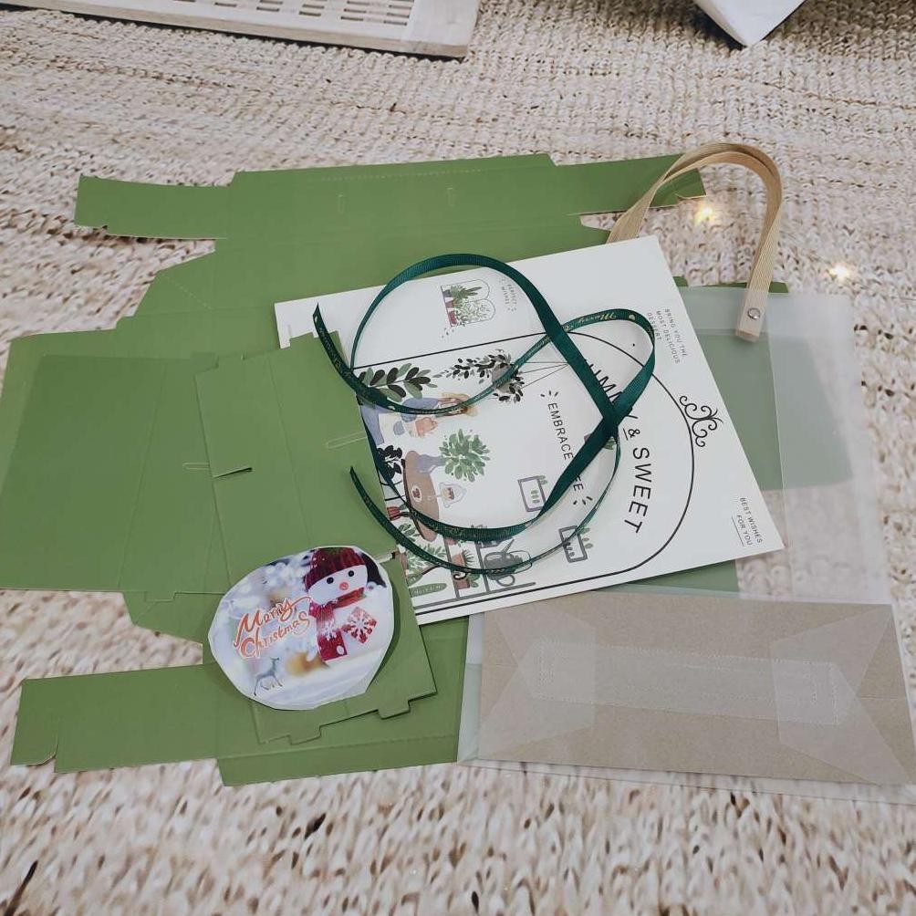 

BR - GiftBox Natal Yummy Sweet - Kotak Hampers - ChristmasBox GB021 TERLARIS