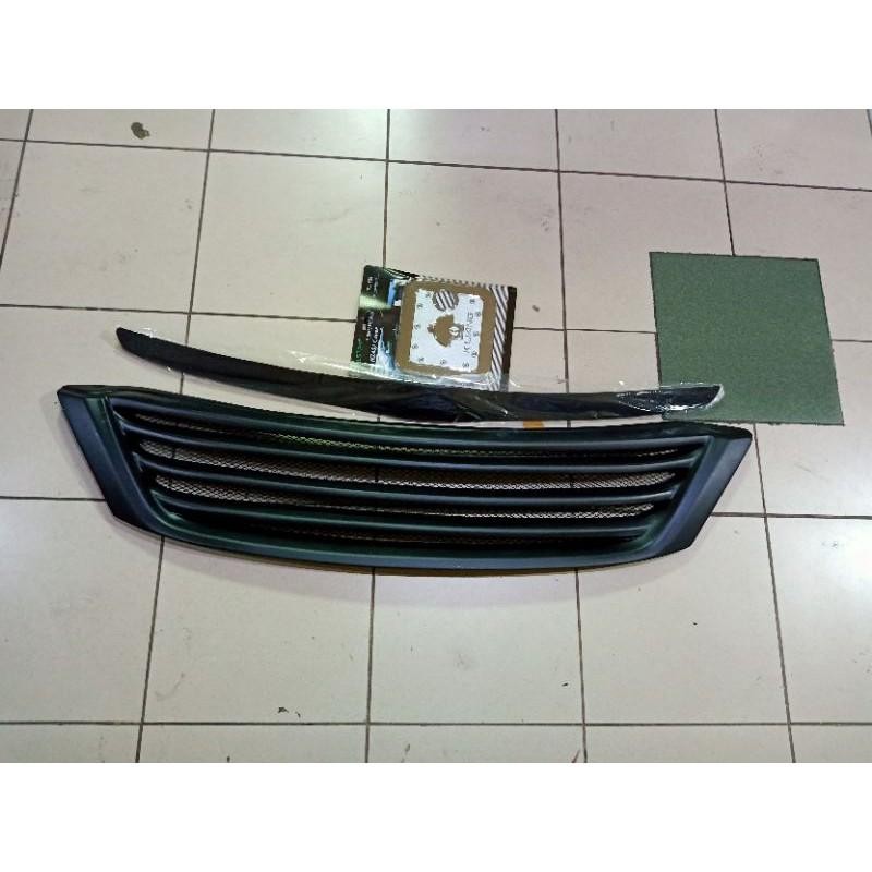 Grill Innova 2005-2006 Custom Garis