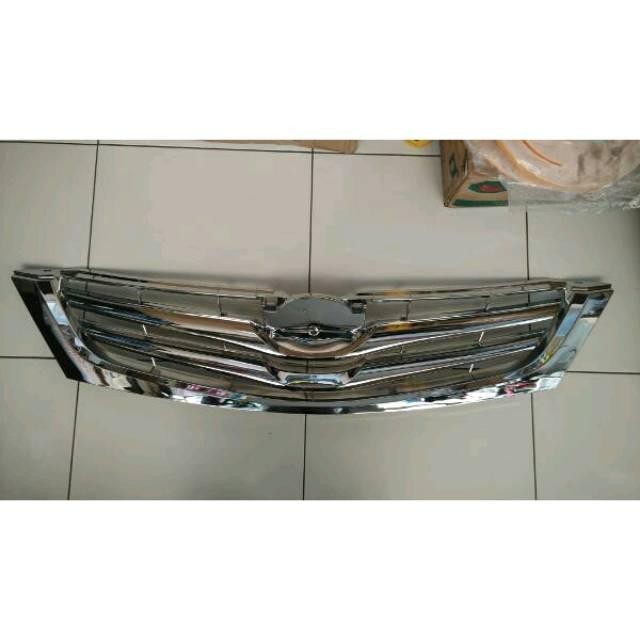 Grill Innova Chrome 2005 S/D 2010